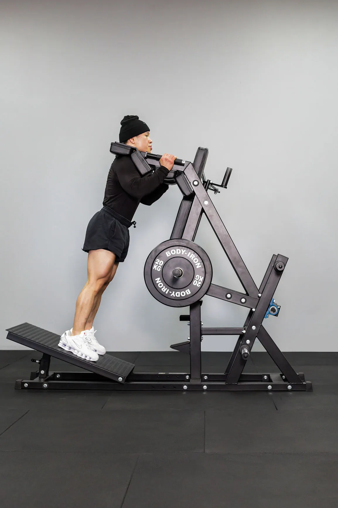 Body Iron Front Squat & Hack Squat Machine