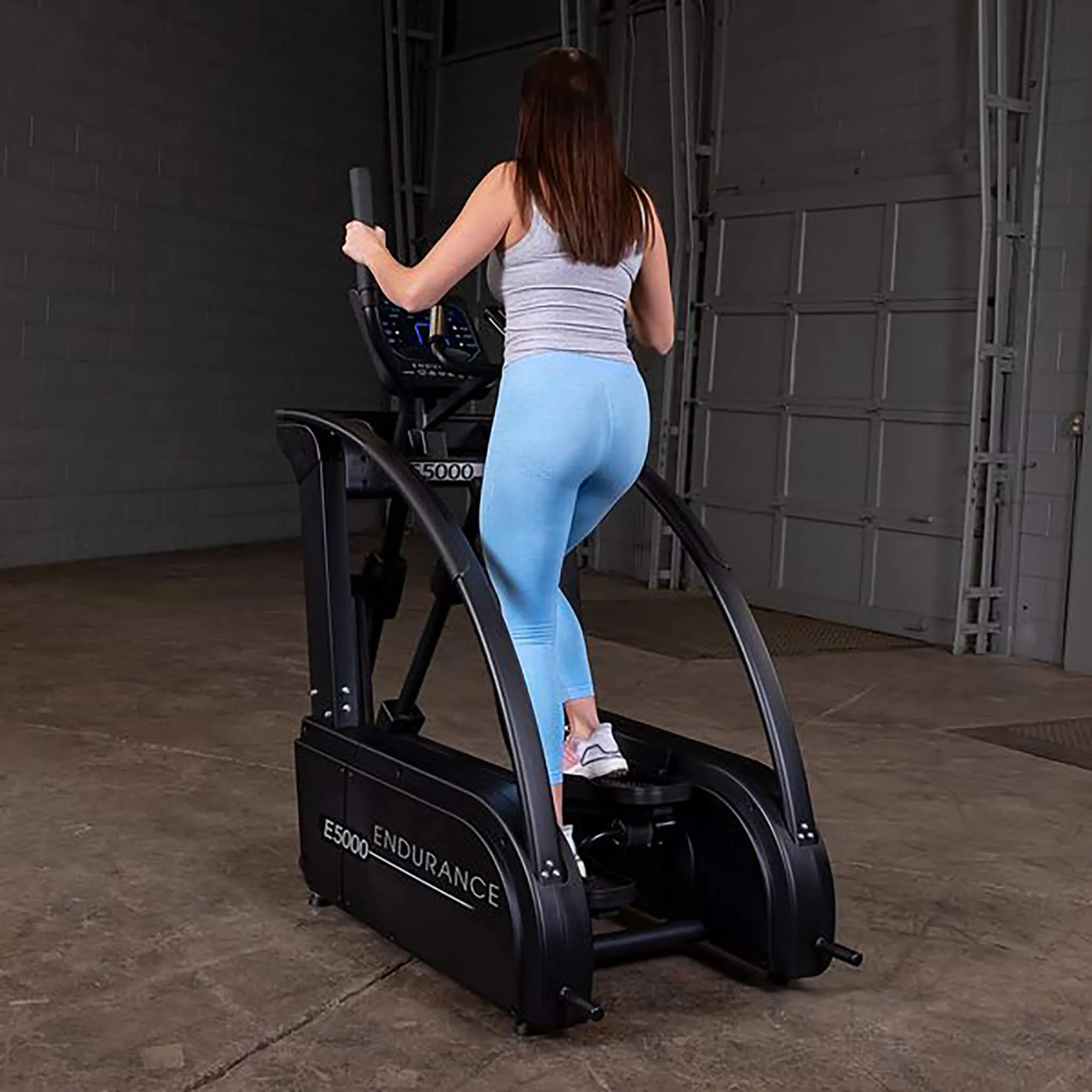 Body Solid Endurance E5000 Premium Elliptical Trainer