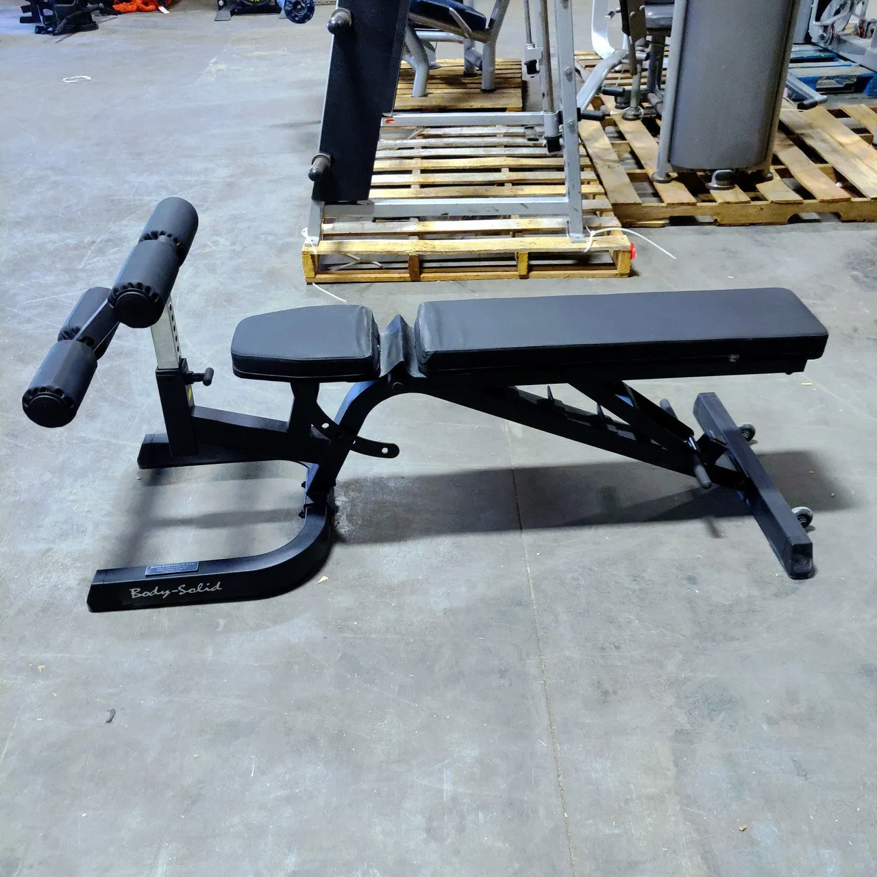 NEW 600lb Capacity Weight Bench GFID71 by Body Solid