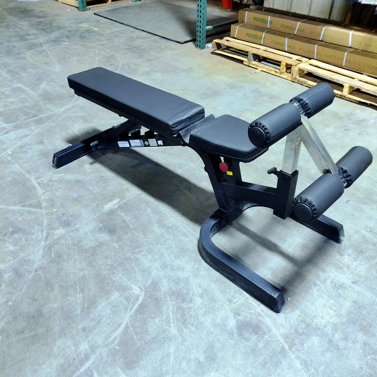 NEW 600lb Capacity Weight Bench GFID71 by Body Solid