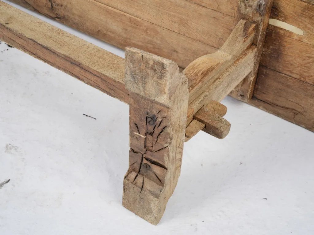 Rustic French Oak Farmhouse Bench - Early 20th century 17¼"