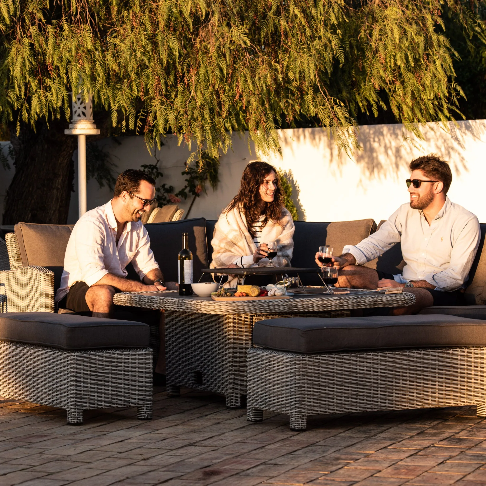 Santiago Deluxe Square Rattan Corner Dining Set with Rising Firepit Table in Grey