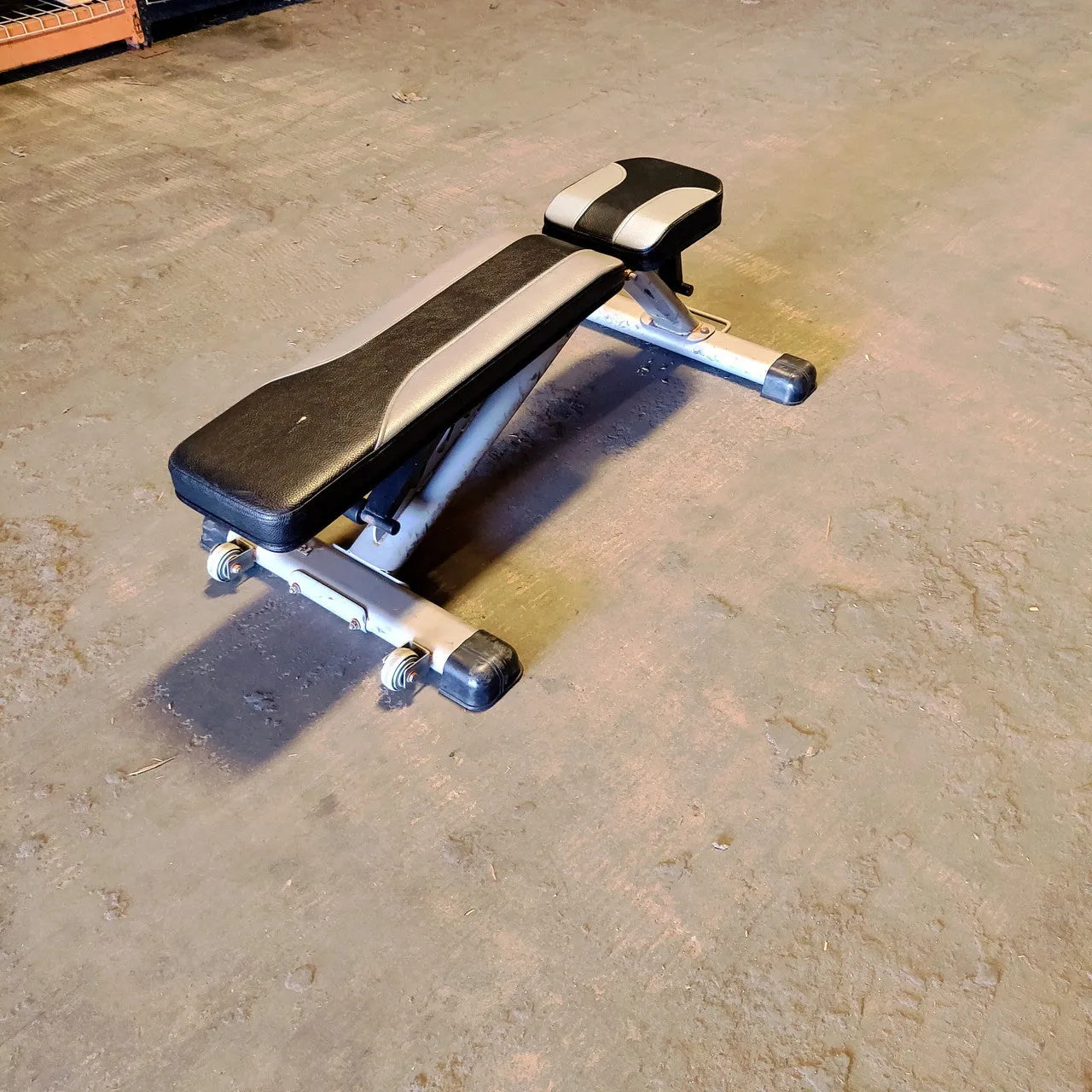 TuffStuff FID Weight Bench